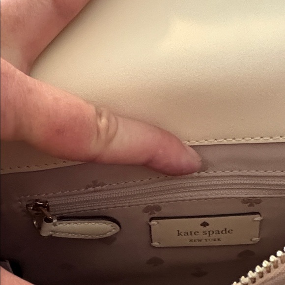 Kate Spade Ivory Croc-Embossed Satchel/Crossbody New - Picture 3 of 7